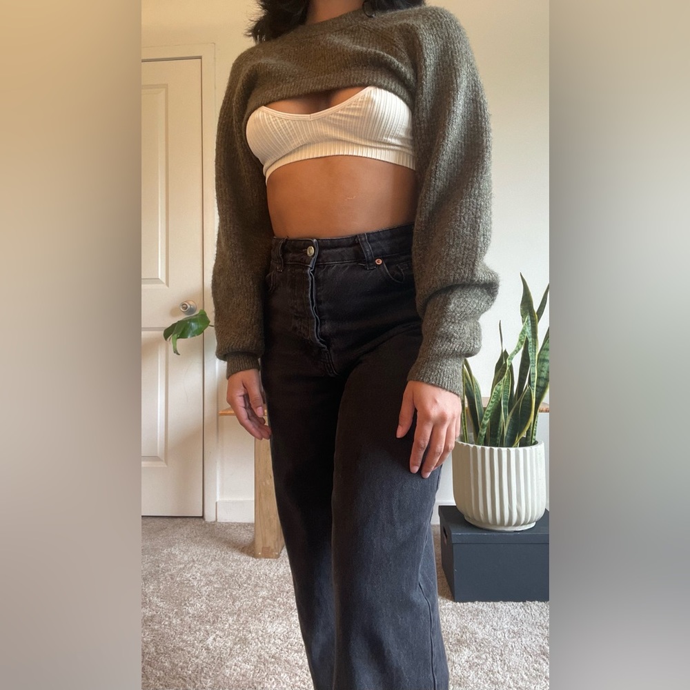 Long sleeve fuzzy micro sweater. Model 5’0”- 110lbs for reference
